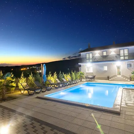 Antea - Privat Heated Pool, Brand New Villa, Relaxing, Rural Near Sea *