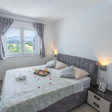 Willa Antea - Privat Heated Pool, Brand New Villa, Relaxing, Rural Near Sea *
