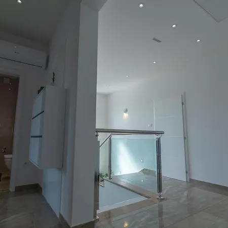 Antea - Privat Heated Pool, Brand New Villa, Relaxing, Rural Near Sea Willa *